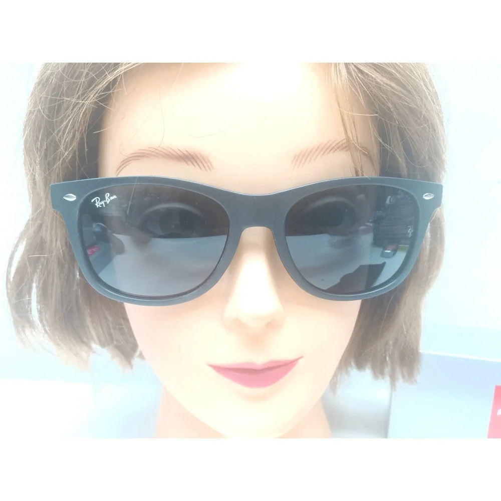 Ray-Ban RB2140 WAYFARER  Black Sunglasses,‎ New